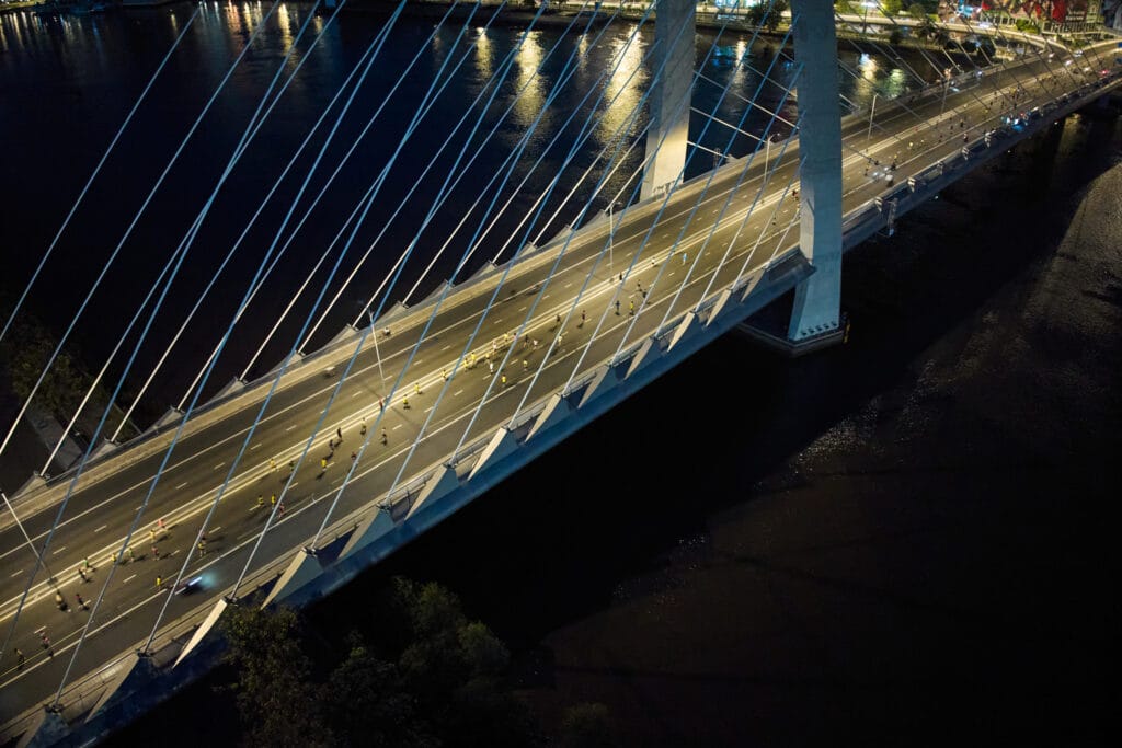 quay phim chup anh su kien hcmc marathon 2025