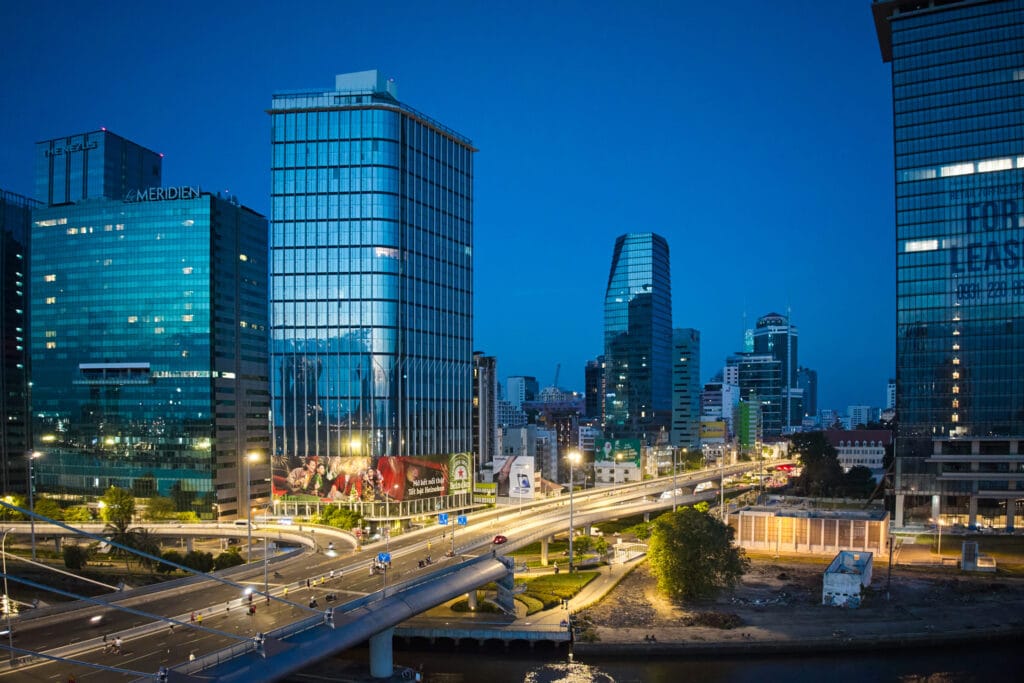 quay phim chup anh su kien hcmc marathon 2025