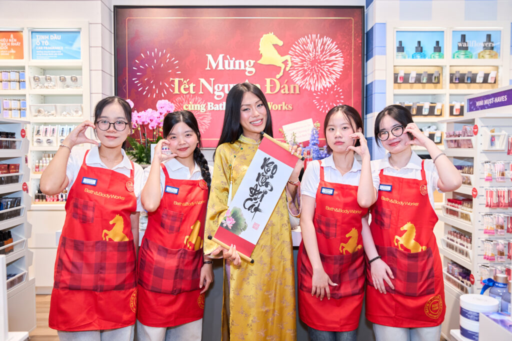 chup-anh-quay-phim-su-kien